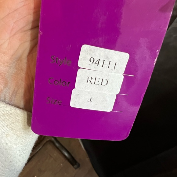 Abby Paris NWT Red and Gold Mini Formal Dress   Size 4 - Picture 6 of 8